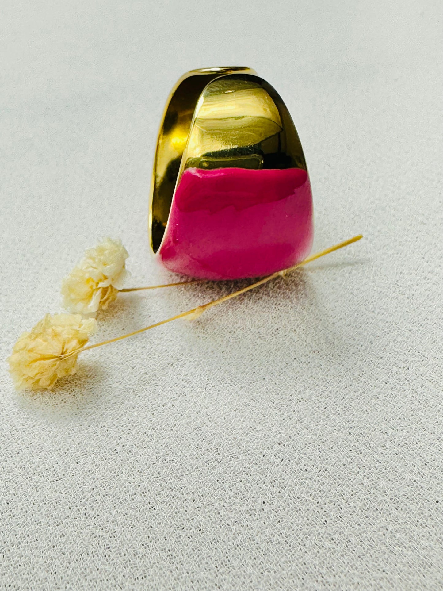 ROSE verstellbarer Ring aus goldenem Edelstahl für Damen – Rose Email – Geschenkidee – Damenschmuck.