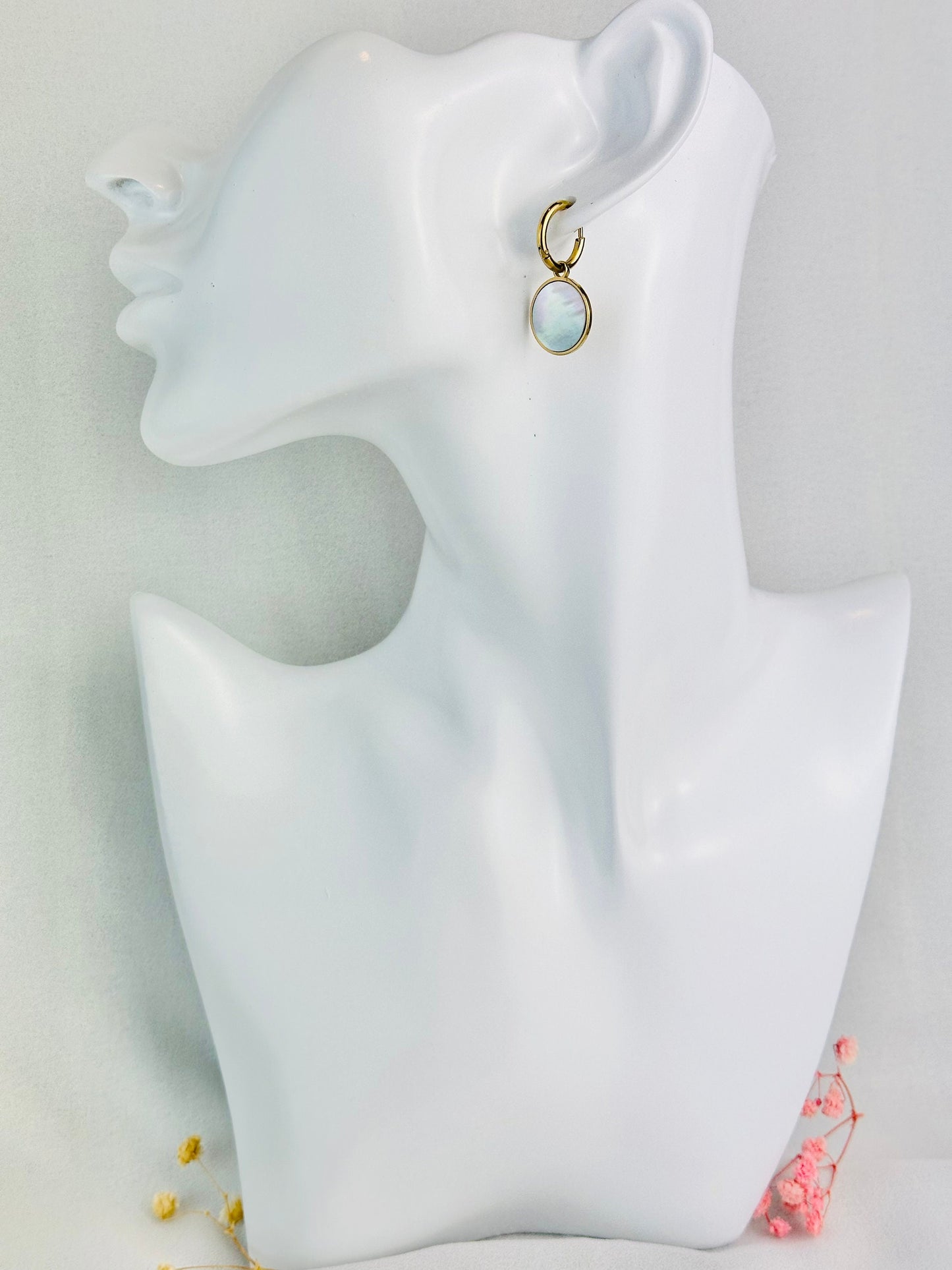 Mini créoles | Boucles d'oreilles Nacre