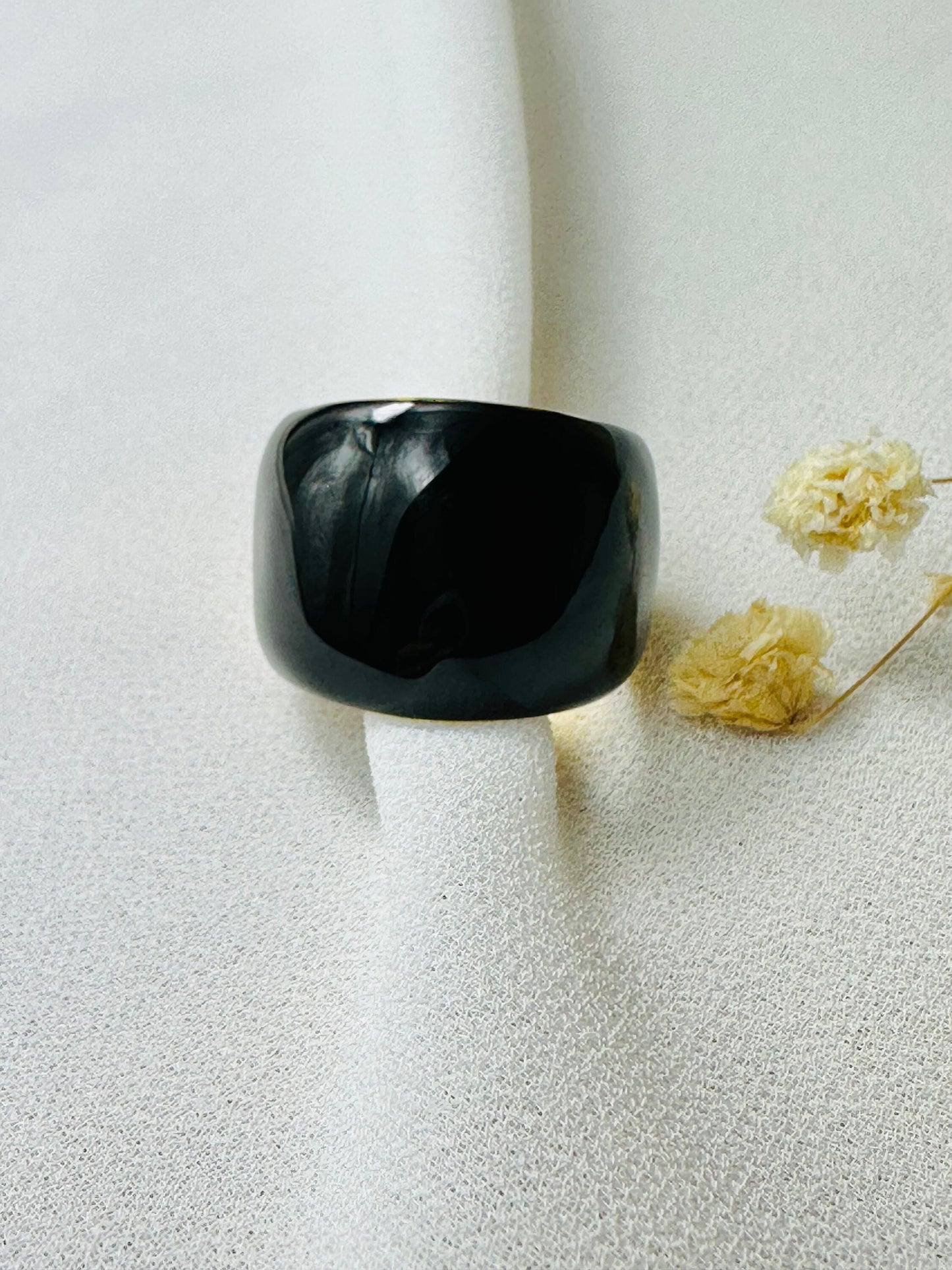 NORA adjustable stainless steel ring for women - Black Email - gift idea - jewelry for women.