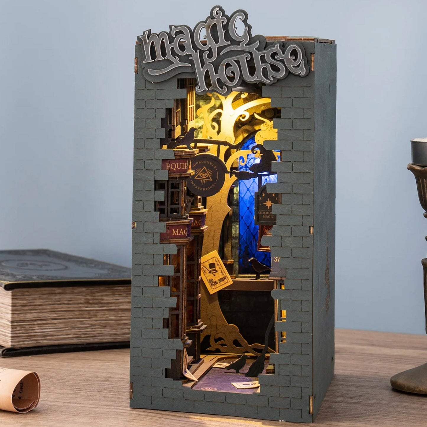 Book nook Enchantment House | Maison magique | Décoration d’étagère | Miniature en bois à assembler soi-même | Cadeau parfait pour lui et elle.