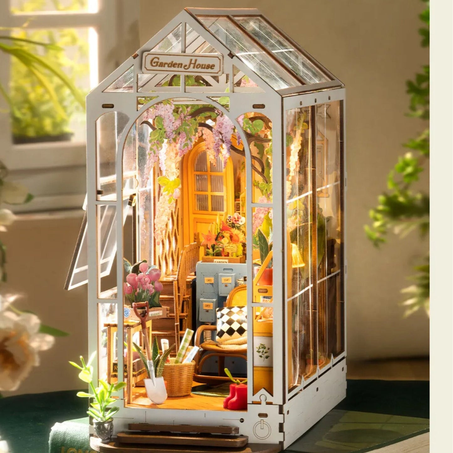 Book nook Kit Lovely Garden House | Décoration d’étagère | Serre-livres | Puzzle miniature 3D en bois à assembler soi-même | Décoration d’intérieur | Idée cadeau mignonne.
