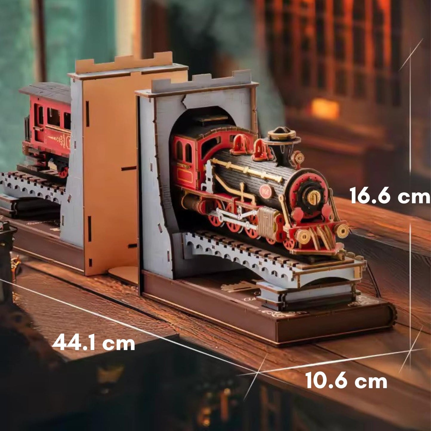 Retro Train Book Nook: DIY Wooden Bookshelf Decoration