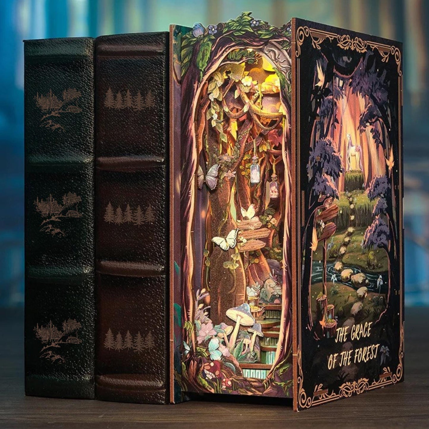 Whispers of the Forest book nook – La grâce de la forêt en décoration d'étagère – Puzzle miniature en bois 3D à assembler soi-même – Cadeau parfait en guise de serre-livres