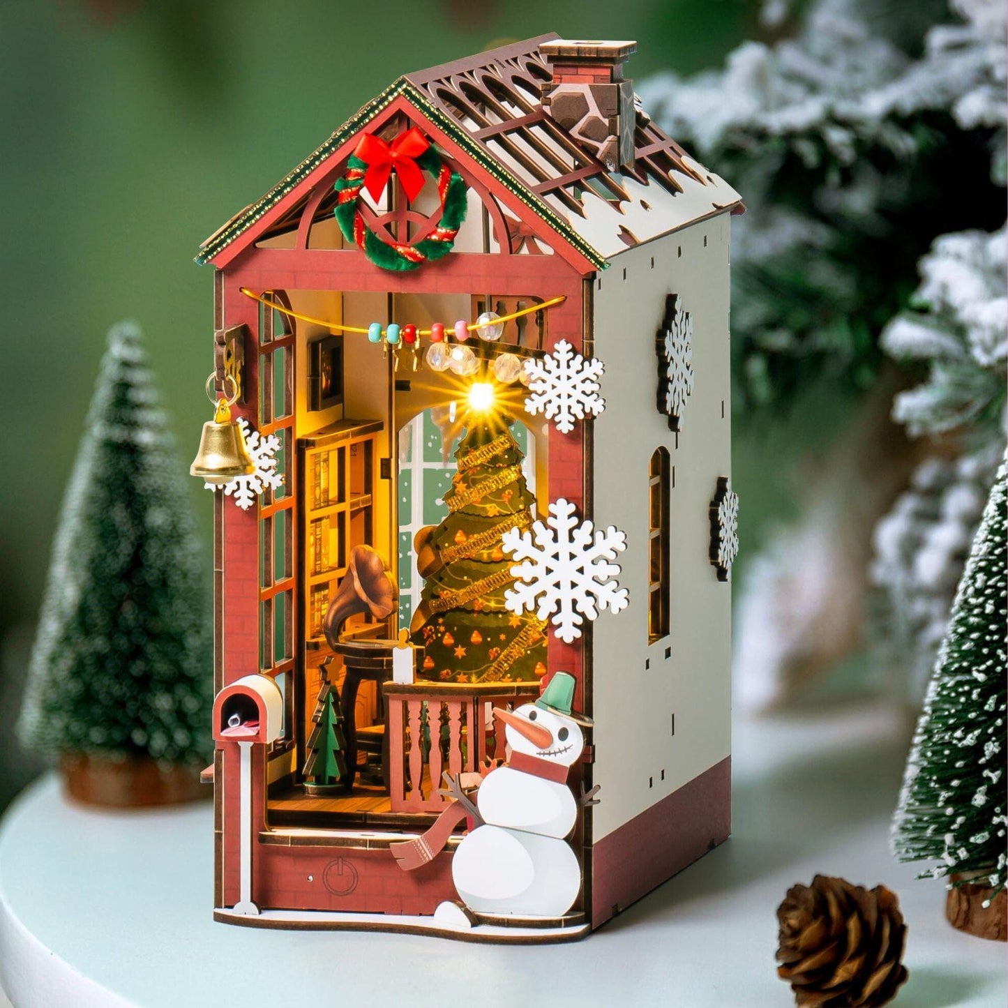 Magical Chrismtas Book nook | Christmas house book end | holiday street Bookshelf decoration | DIY Wooden Miniature | Perfect Christmas Gift