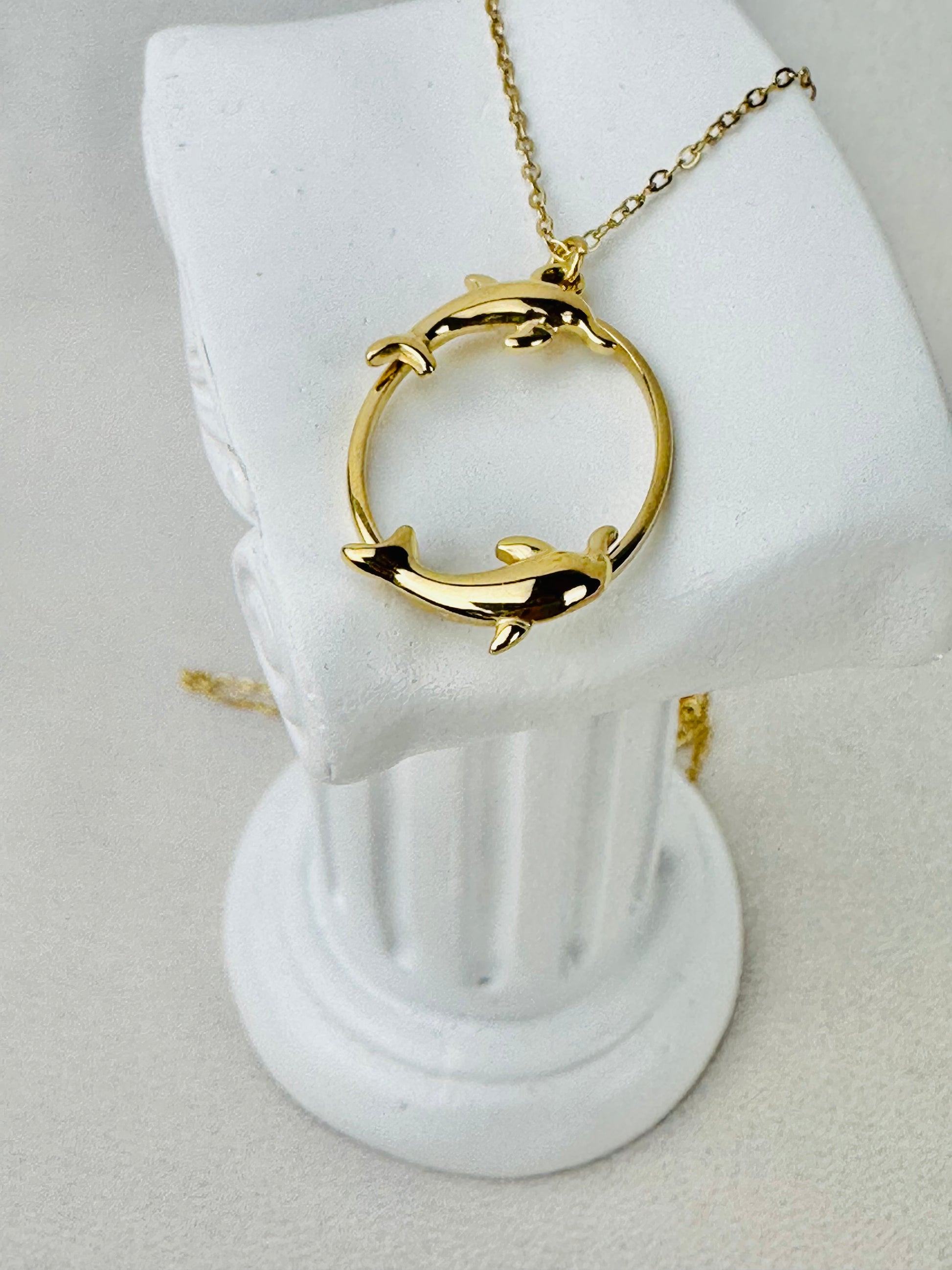 Collier DAUPHINS AMOUREUX en acier inoxydable, Idée cadeau, Bijoux pour femmes, collier acier inoxydable, collier dauphin, dauphin pendentif, stainless steel necklace, necklaces, collier acier inoxydable doré